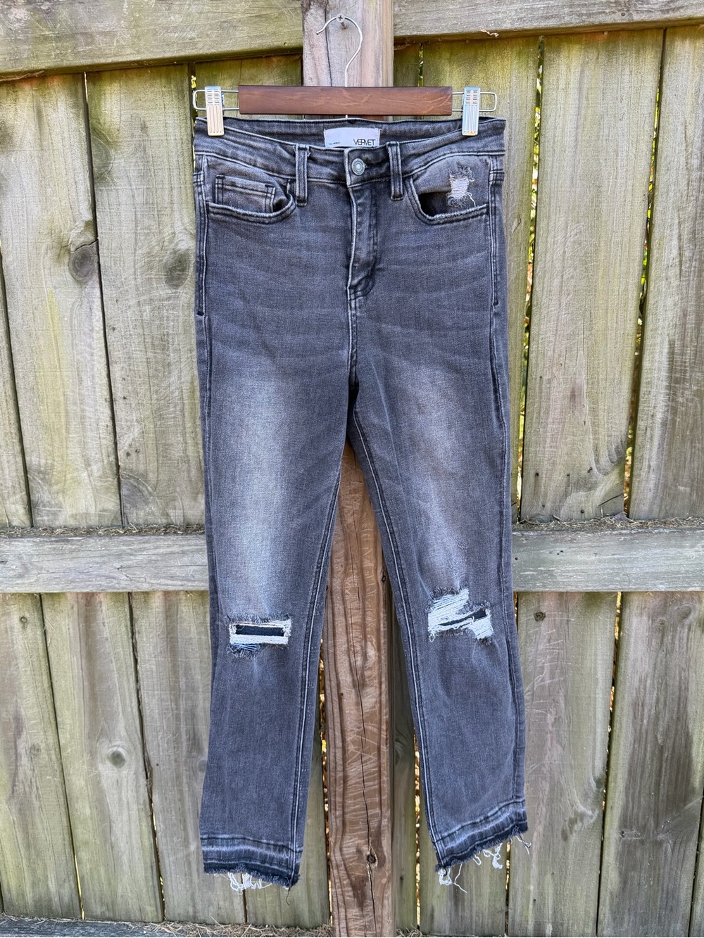 VERVET BY FLYING MONKEY Black Washed Cropped Distressed Jeans